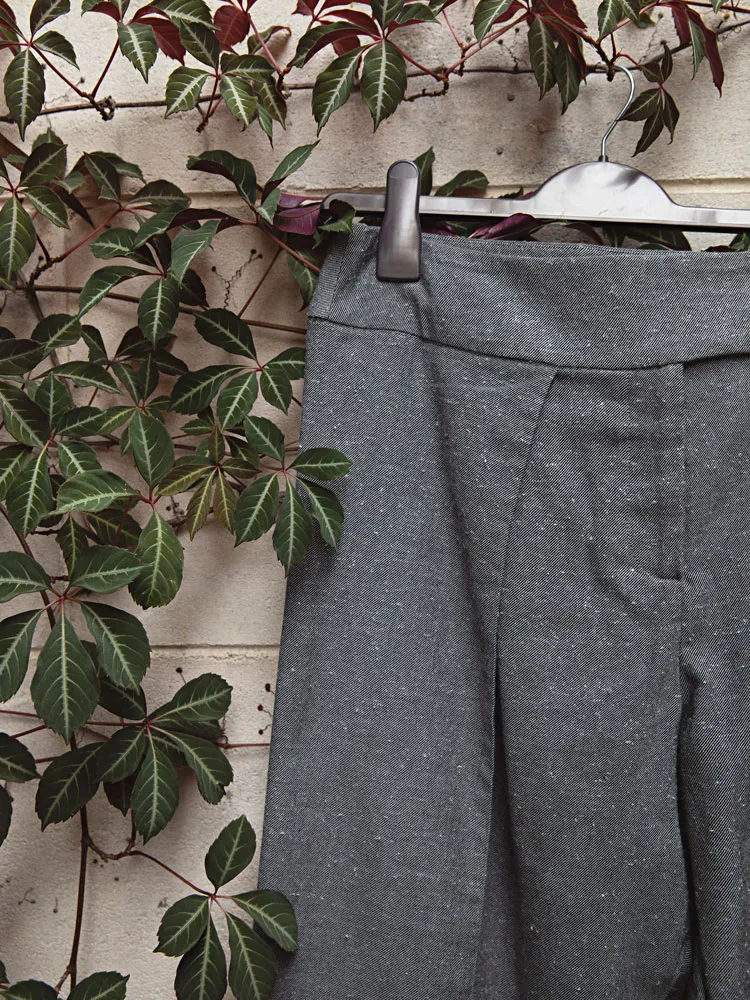 Charcoal Birch Trouser waistband detail